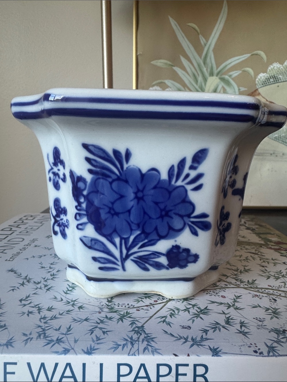 Vintage Blue & White Porcelain Hexagonal Footed Planter Cachepot 5.5" x 4" tall